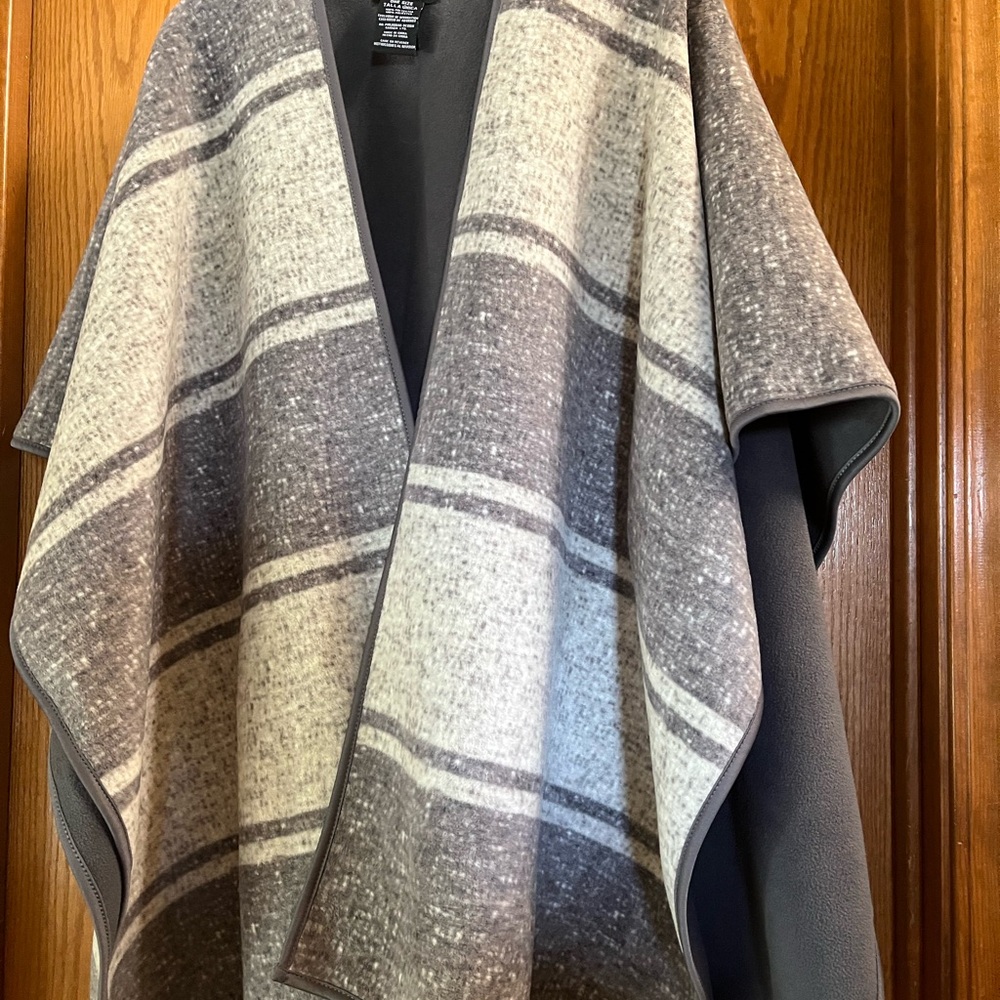 Gray and Cream Plaid Open Poncho